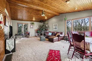 2475 Holton Rd, Muskegon, MI 49445 - Photo 12