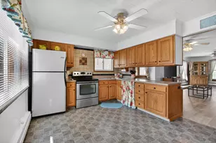 911 E McDevitt Ave, Jackson, MI 49203 - Photo 12