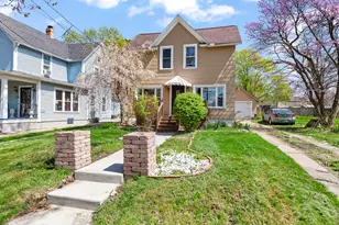 418 Ormsby St, Adrian, MI 49221 - Photo 2