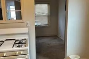 822 Campbell St, Flint, MI 48507 - Photo 6