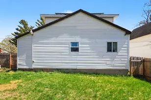 136 S Hemlock St, Evart, MI 49631 - Photo 22