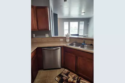23668 Northstone Village Drive, Taylor, MI 48180 - Photo 10