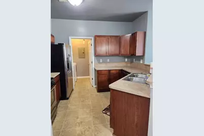 23668 Northstone Village Drive, Taylor, MI 48180 - Photo 8