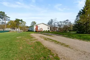 104 Seneca St, Decatur, MI 49045 - Photo 26