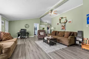 104 Seneca St, Decatur, MI 49045 - Photo 6