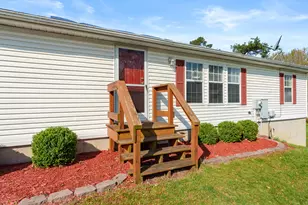 104 Seneca St, Decatur, MI 49045 - Photo 2