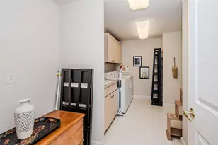 844 Asa Gray Dr, Ann Arbor, MI 48105 - Photo 56