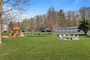 18372 N Ridge Ct, Spring Lake, MI 49456 - Photo 22