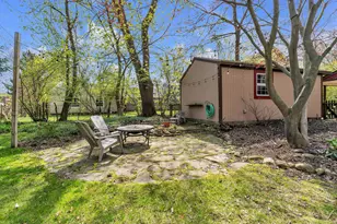 803 Barton Dr, Ann Arbor, MI 48105 - Photo 28
