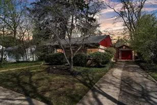 803 Barton Dr, Ann Arbor, MI 48105 - Photo 38