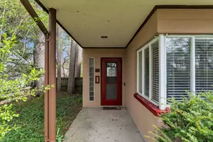 803 Barton Dr, Ann Arbor, MI 48105 - Photo 4
