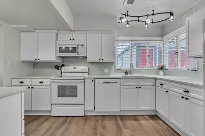 803 Barton Drive, Ann Arbor, MI 48105 - Photo 16