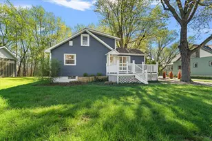 12865 Flynn Rd, Sawyer, MI 49125 - Photo 4