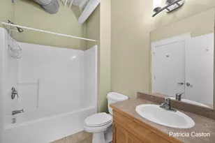 600 Broadway Ave NW, Grand Rapids, MI 49504 - Photo 20