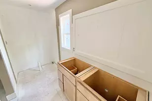 5888 Valley Point Dr SE, Caledonia, MI 49316 - Photo 8