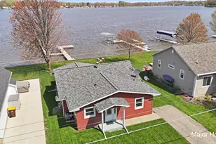 547 Eagle Point Rd, Lake Odessa, MI 48849 - Photo 2
