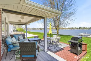 547 Eagle Point Rd, Lake Odessa, MI 48849 - Photo 6