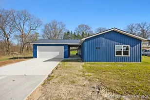 12587 Maston Lake Rd, Sand Lake, MI 49343 - Photo 2