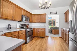 18 W Suttons Ridge, Battle Creek, MI 49014 - Photo 8