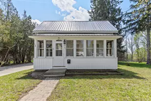 315 E Coffren Ave, Greenville, MI 48838 - Photo 2