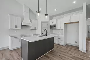 7681 Clementine Ave, Byron Center, MI 49315 - Photo 10