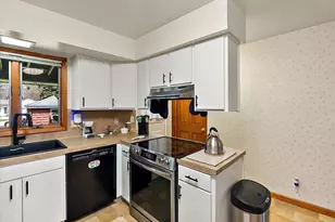 950 W Giles Rd, Muskegon, MI 49445 - Photo 6