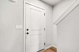 10100 Kearns Ct, Portage, MI 49024 - Photo 10