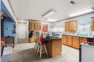 9849 W V Ave, Schoolcraft, MI 49087 - Photo 4
