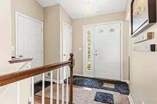 15443 Winchester Cir, Grand Haven, MI 49417 - Photo 6