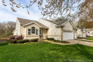 15443 Winchester Cir, Grand Haven, MI 49417 - Photo 2