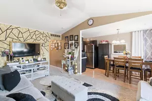30813 Hidden Pines Ln, Roseville, MI 48066 - Photo 8