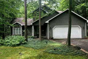 10288 Hathaway Drive, Greenville, MI 48838 - Photo 4