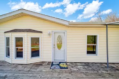10430 Coon Hill Road, Munith, MI 49259 - Photo 4