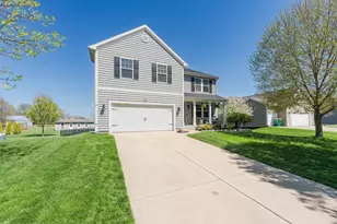 3985 Diamondview Dr, Portage, MI 49002 - Photo 2