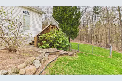 314 Caravan Road, Norton Shores, MI 49441 - Photo 8