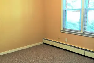 606 W Summit St, Ann Arbor, MI 48103 - Photo 6
