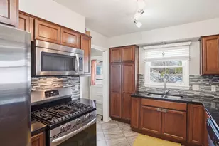1181 Kay Pkwy, Ann Arbor, MI 48103 - Photo 10