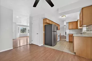 210 Chanticleer Trail, Lansing, MI 48917 - Photo 14