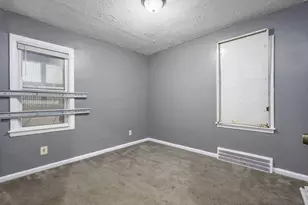 13881 Carlisle St, Detroit, MI 48205 - Photo 14