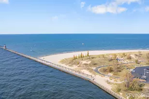 103 N Pier St, Saint Joseph, MI 49085 - Photo 72