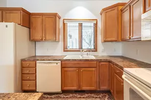 1670 Lisa Dr SW, Byron Center, MI 49315 - Photo 16