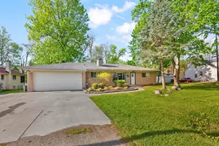 950 Gallaland Ave, Rochester Hills, MI 48307 - Photo 4