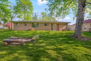950 Gallaland Ave, Rochester Hills, MI 48307 - Photo 30