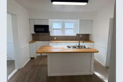 1045 E Forest Avenue, Muskegon, MI 49442 - Photo 6