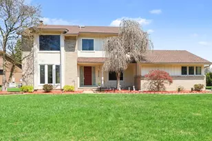 5116 Cardinal Dr, Troy, MI 48098 - Photo 2
