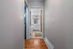 15660 Kesselwood Trail, Marshall, MI 49068 - Photo 18