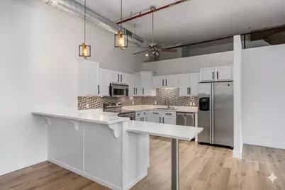 801 Broadway Avenue NW #440, Grand Rapids, MI 49504 - Photo 2
