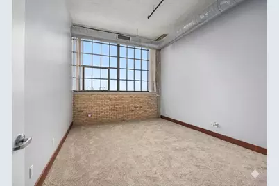 801 Broadway Avenue NW #440, Grand Rapids, MI 49504 - Photo 12