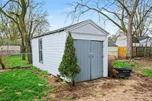 1267 Graf St, Muskegon, MI 49442 - Photo 24