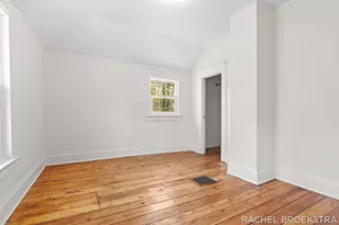 817 W Dale Ave, Muskegon, MI 49441 - Photo 26